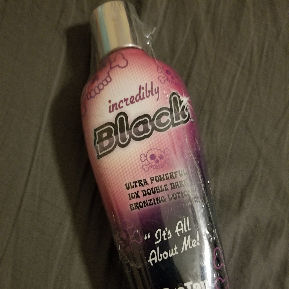 Incredibly black tanning lotion